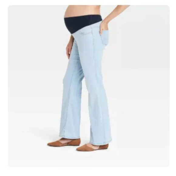 Over Belly High-Rise Denim Flare Maternity Pants, Size 16 - Picture 5 of 7